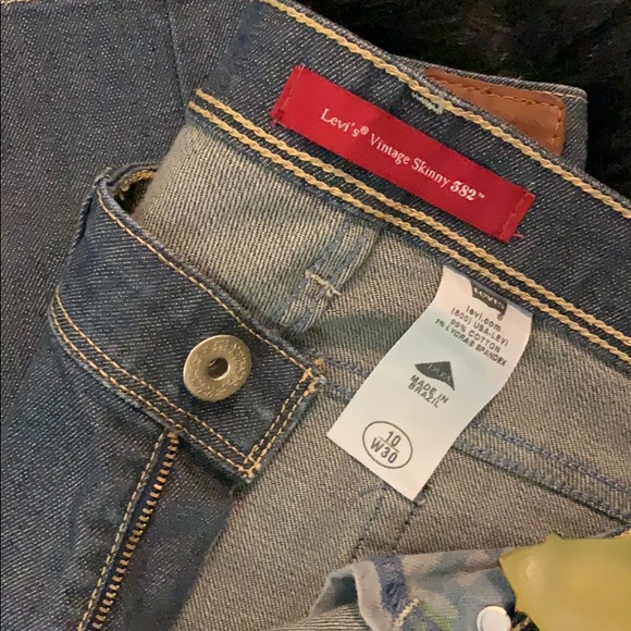 levis 582